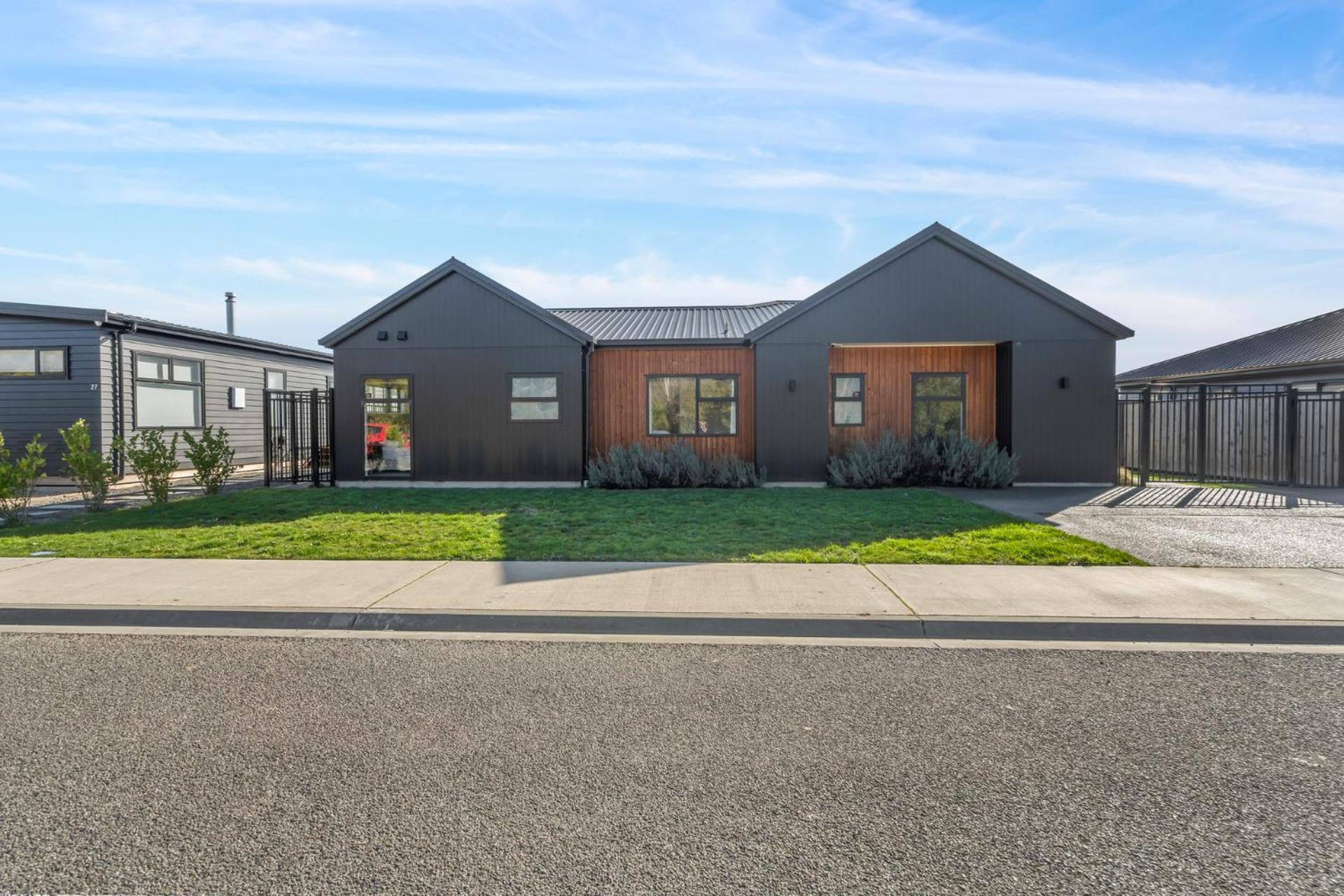 Regent Sanctuary - Martinborough Holiday Home מראה חיצוני תמונה